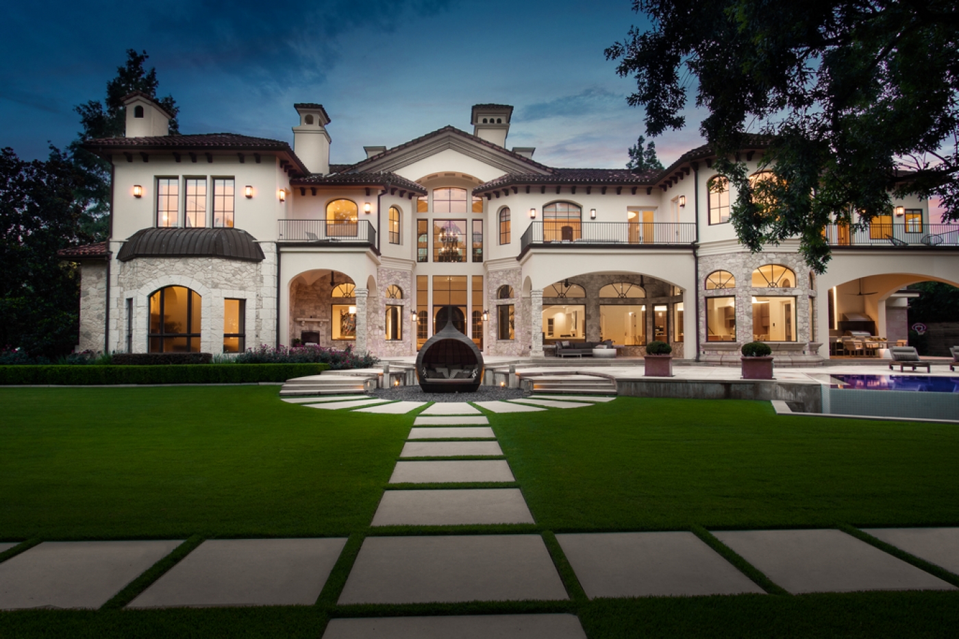 Hurricane-resilient Italian Villa replacement after Hurricane Ian by John Henry Architect